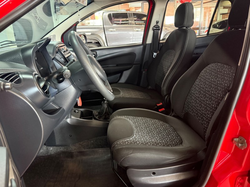 UNO 1.0 EVO ATTRACTIVE 8V FLEX 4P MANUAL - 2021 - FARROUPILHA