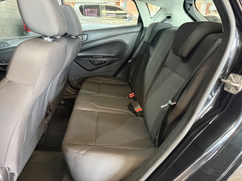 FIESTA 1.6 SE HATCH 16V FLEX 4P AUTOMÁTICO - 2014 - FARROUPILHA
