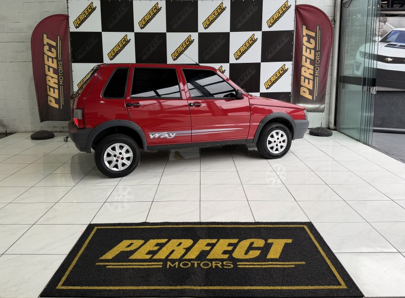 UNO 1.0 WAY 8V FLEX 4P MANUAL - 2011 - PORTãO