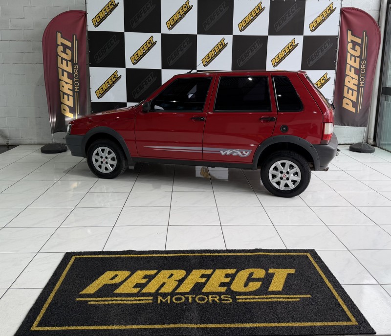 UNO 1.0 WAY 8V FLEX 4P MANUAL - 2011 - PORTãO