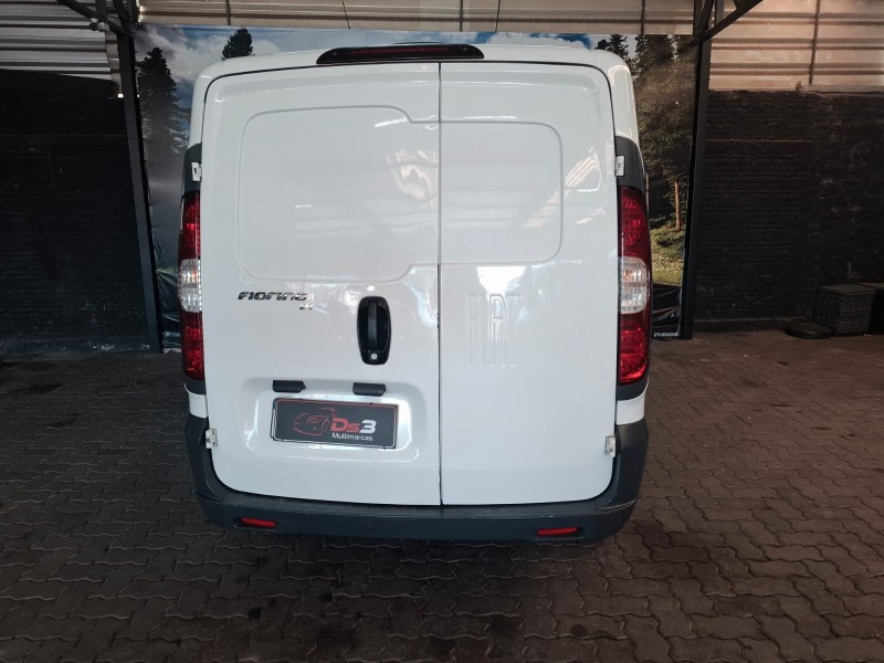 FIORINO 1.4 HARD WORKING FURGÃO EVO 8V FLEX 2P MANUAL - 2017 - CAXIAS DO SUL