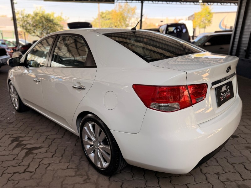 CERATO 1.6 SX2 16V GASOLINA 4P AUTOMÁTICO - 2011 - CAXIAS DO SUL