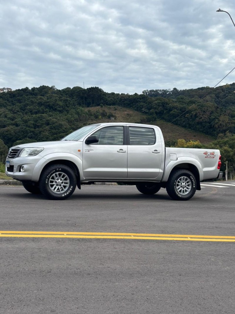 hilux 2.5 4x4 cd 16v turbo diesel 4p manual 2012 bento goncalves