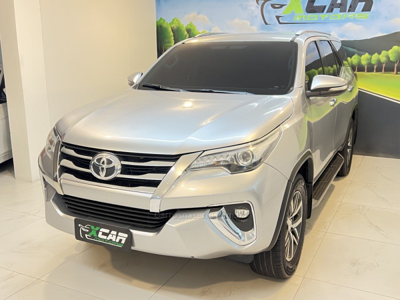 hilux sw4 2.8 srx 4x4 16v turbo intercooler diesel 4p automatico 2019 bento goncalves
