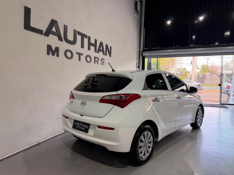 HB20 1.0 COMFORT 12V FLEX 4P MANUAL - 2017 - NOVO HAMBURGO
