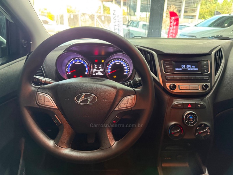 HB20 1.0 COMFORT 12V FLEX 4P MANUAL - 2017 - NOVO HAMBURGO