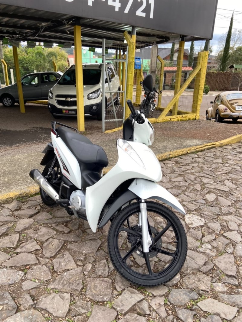 BIZ 125 + - 2015 - DOIS IRMãOS