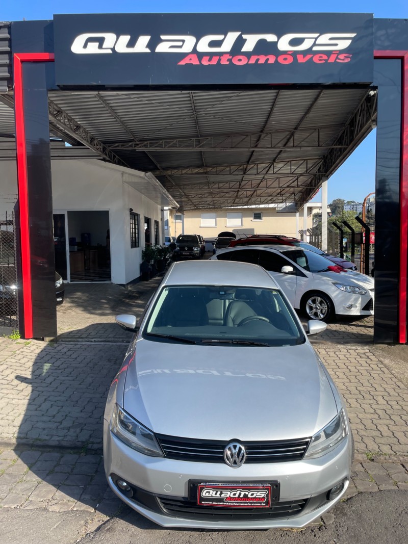 JETTA 2.0 COMFORTLINE FLEX 4P TIPTRONIC - 2012 - CAXIAS DO SUL