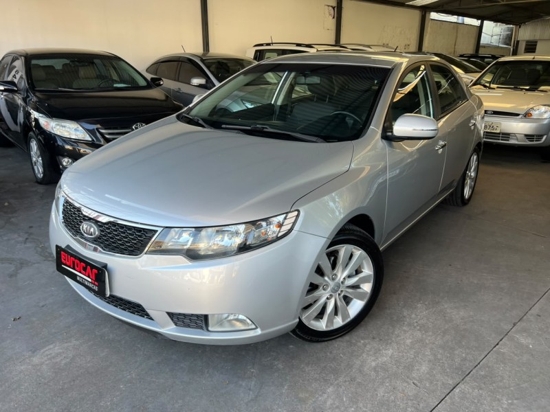 cerato 1.6 ex sedan 16v gasolina 4p manual 2011 caxias do sul