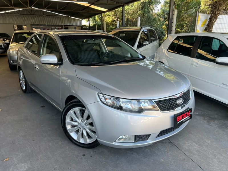 CERATO 1.6 EX SEDAN 16V GASOLINA 4P MANUAL - 2011 - CAXIAS DO SUL