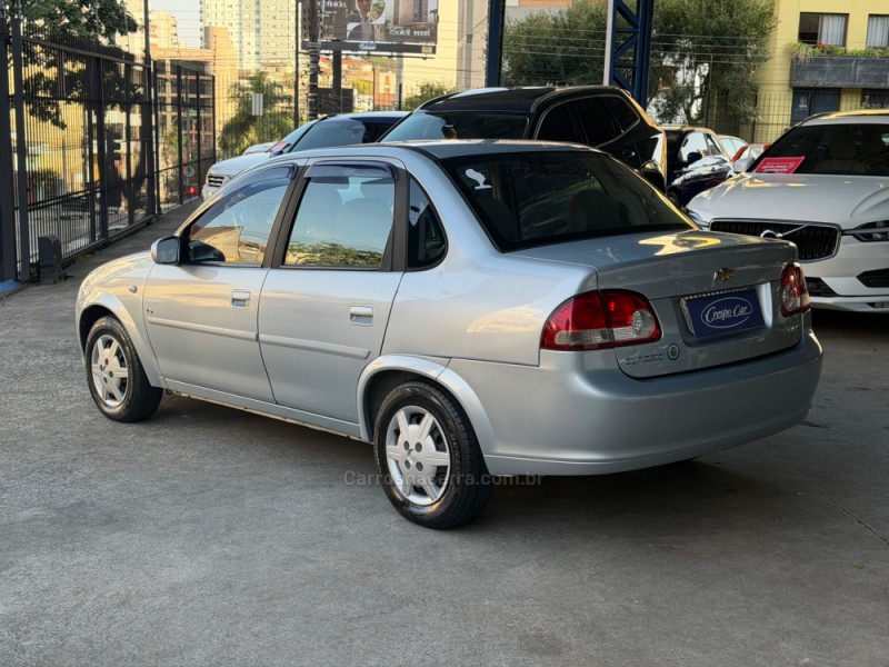 CLASSIC 1.0 MPFI LS 8V FLEX 4P MANUAL - 2011 - CAXIAS DO SUL