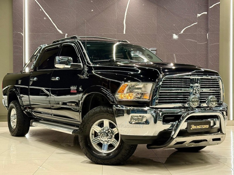 RAM 6.7 2500 LARAMIE 4X4 CD I6 TURBO DIESEL 4P AUTOMÁTICO - 2012 - CAXIAS DO SUL