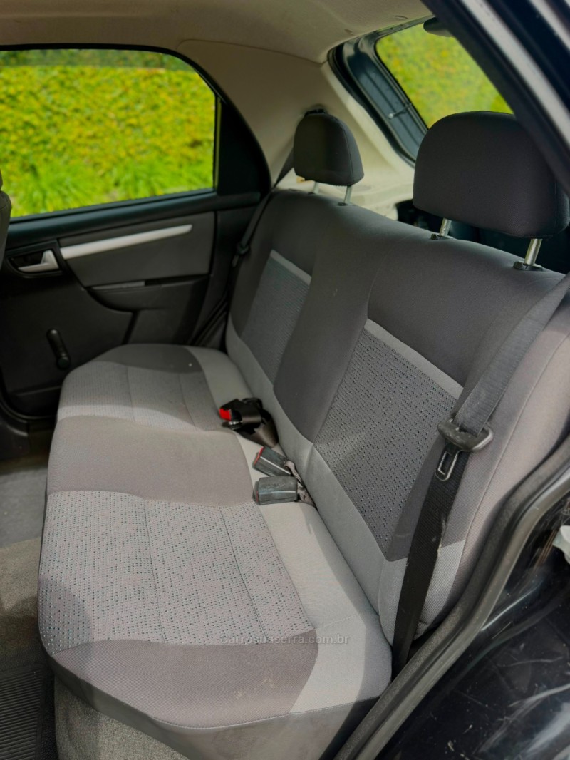 CELTA 1.0 MPFI SPIRIT 8V FLEX 4P MANUAL - 2015 - VENâNCIO AIRES