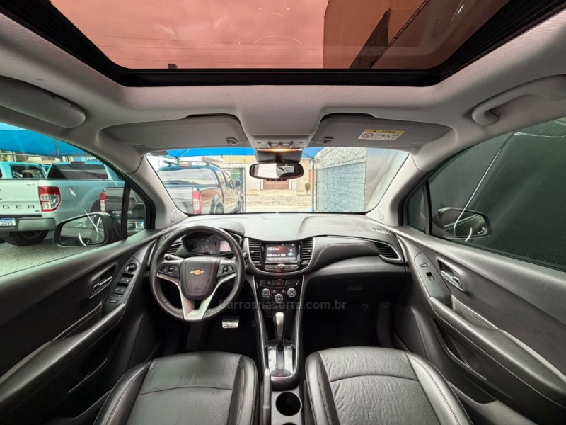 TRACKER 1.0 12V MIDNIGHT TURBO FLEX 4P AUTOMÁTICO  - 2019 - ESTâNCIA VELHA