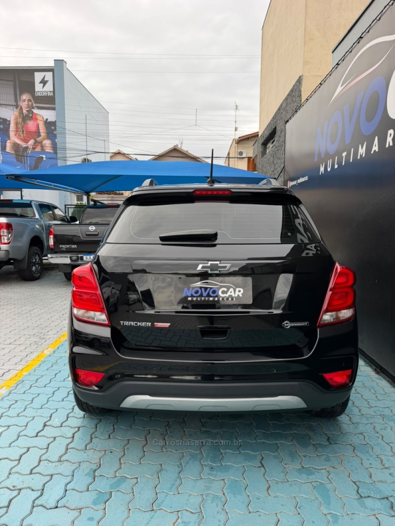 TRACKER 1.0 12V MIDNIGHT TURBO FLEX 4P AUTOMÁTICO  - 2019 - ESTâNCIA VELHA