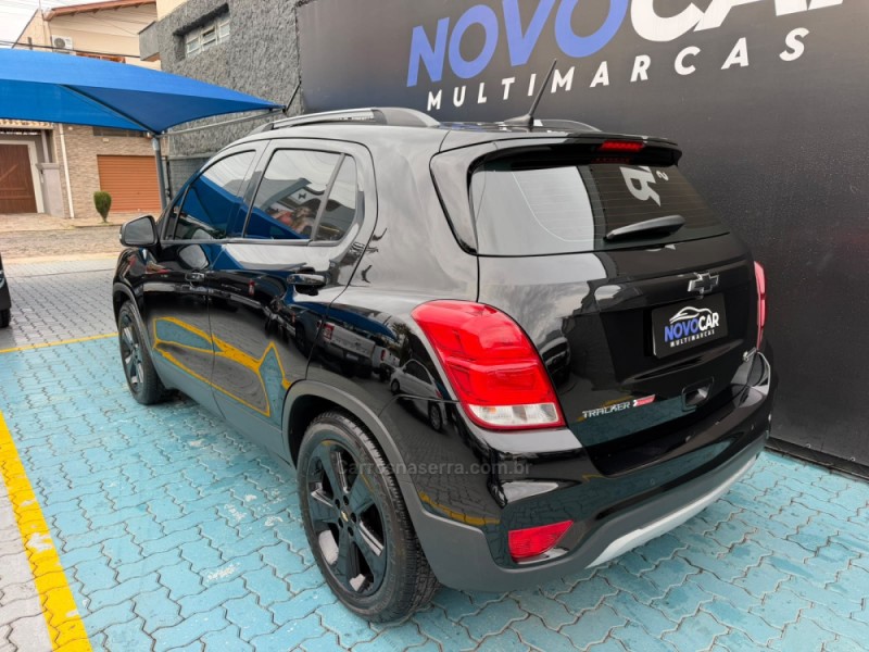 TRACKER 1.0 12V MIDNIGHT TURBO FLEX 4P AUTOMÁTICO  - 2019 - ESTâNCIA VELHA
