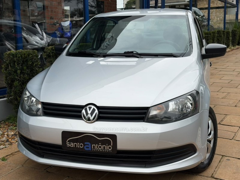 VOYAGE 1.0 MI TRENDLINE 8V FLEX 4P MANUAL - 2015 - LAGOA VERMELHA