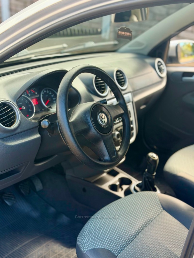 GOL 1.0 8V I-TRED FLEX 4P MANUAL - 2013 - VENâNCIO AIRES