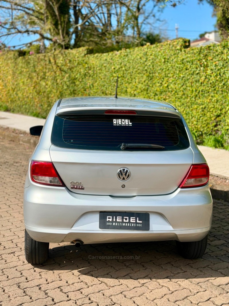 GOL 1.0 8V I-TRED FLEX 4P MANUAL - 2013 - VENâNCIO AIRES