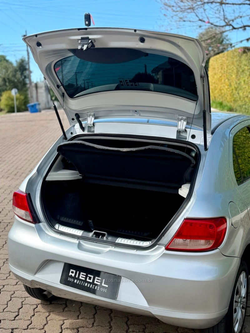 GOL 1.0 8V I-TRED FLEX 4P MANUAL - 2013 - VENâNCIO AIRES