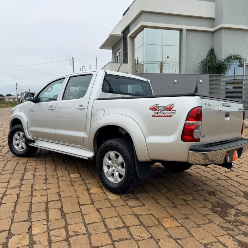 HILUX 3.0 SRV 4X4 CD 16V TURBO INTERCOOLER DIESEL 4P MANUAL - 2014 - VACARIA
