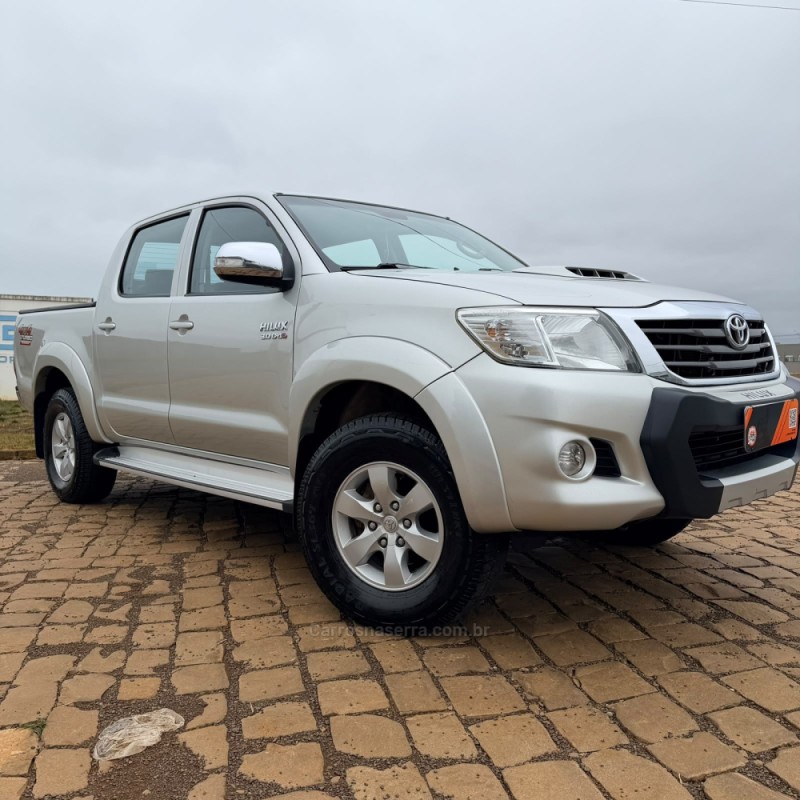 HILUX 3.0 SRV 4X4 CD 16V TURBO INTERCOOLER DIESEL 4P MANUAL - 2014 - VACARIA