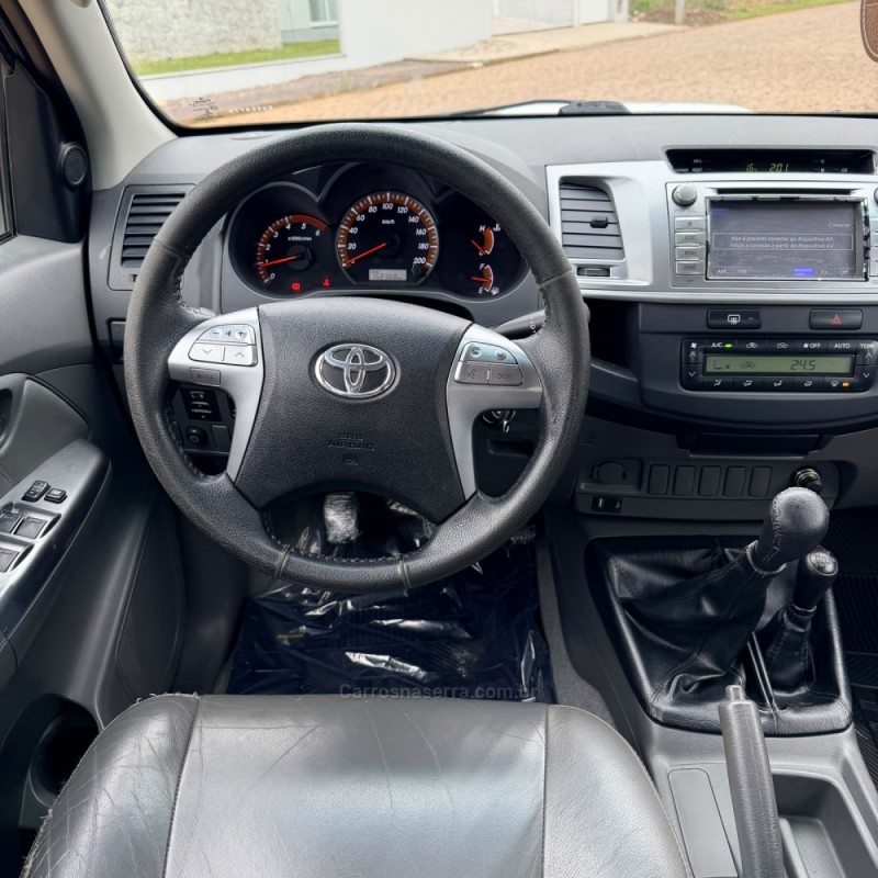 HILUX 3.0 SRV 4X4 CD 16V TURBO INTERCOOLER DIESEL 4P MANUAL - 2014 - VACARIA