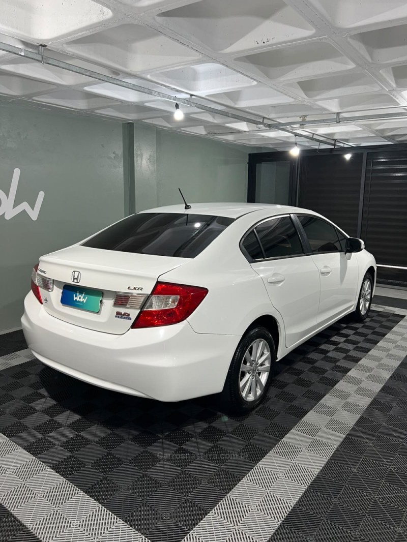 CIVIC 2.0 LXR 16V FLEX 4P AUTOMÁTICO - 2014 - BENTO GONçALVES