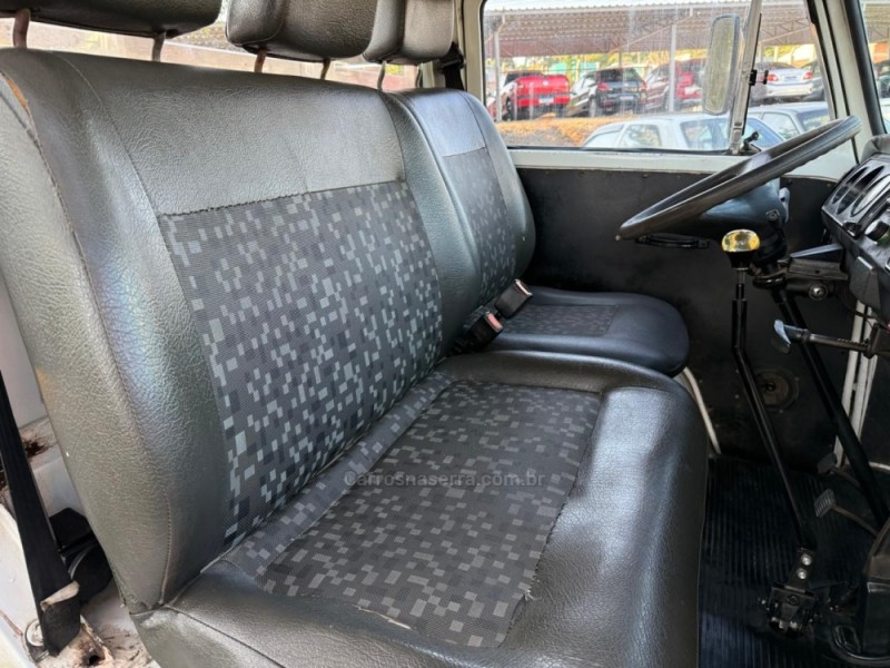 KOMBI 1.6 MI PICK-UP CS 8V GASOLINA 2P MANUAL - 1994 - IVOTI