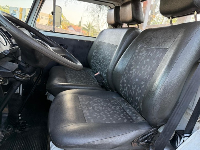 KOMBI 1.6 MI PICK-UP CS 8V GASOLINA 2P MANUAL - 1994 - IVOTI