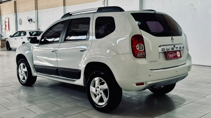 DUSTER 1.6 DYNAMIQUE 4X2 16V FLEX 4P MANUAL - 2014 - ESTâNCIA VELHA