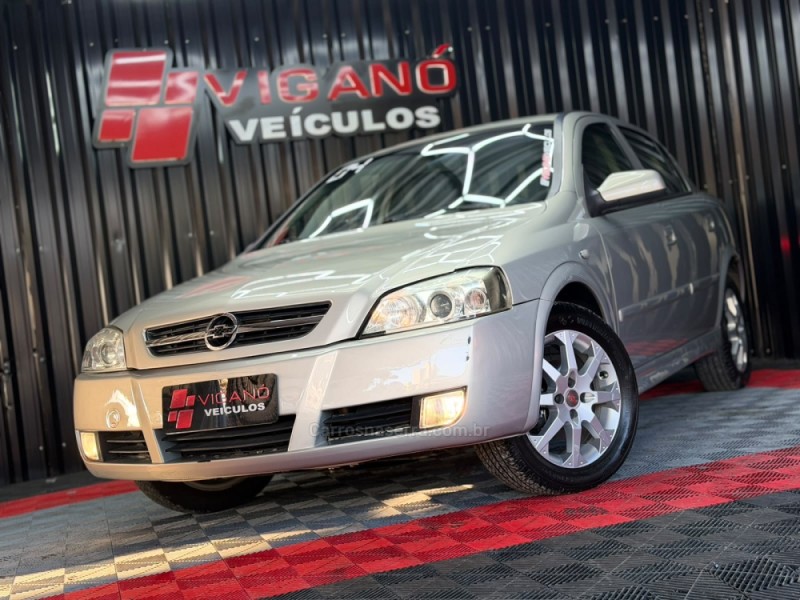 ASTRA 2.0 MPFI CD 8V GASOLINA 4P MANUAL - 2004 - CAXIAS DO SUL