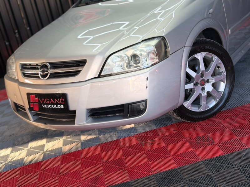 ASTRA 2.0 MPFI CD 8V GASOLINA 4P MANUAL - 2004 - CAXIAS DO SUL