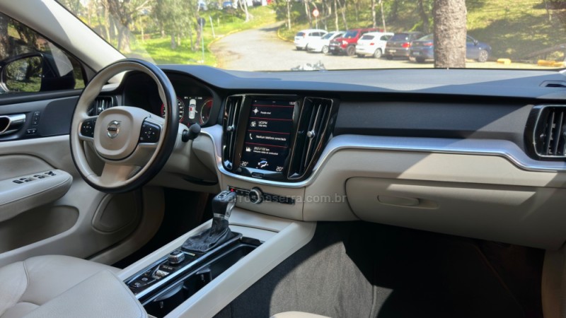 S60 2.0 T4 MOMENTUM GASOLINA 4P AUTOMÁTICO - 2020 - CAXIAS DO SUL