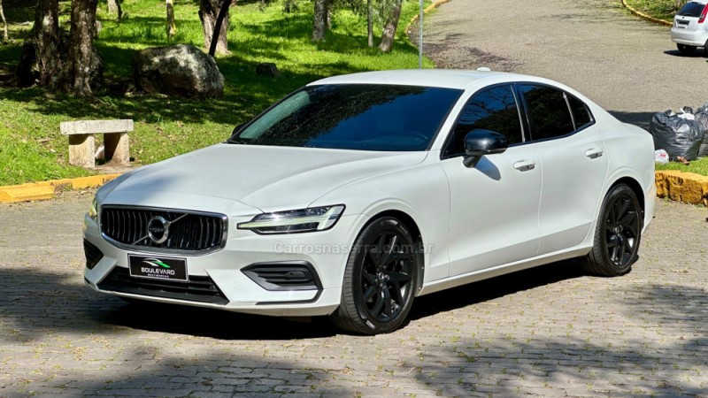 S60 2.0 T4 MOMENTUM GASOLINA 4P AUTOMÁTICO - 2020 - CAXIAS DO SUL
