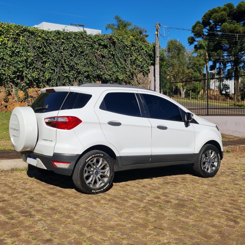 ECOSPORT 1.6 FREESTYLE 16V FLEX 4P MANUAL - 2014 - LAGOA VERMELHA