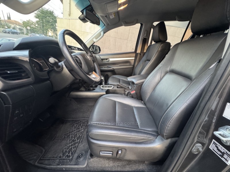 HILUX 2.8 SRX 4X4 CD 16V DIESEL 4P AUTOMÁTICO - 2023 - GARIBALDI