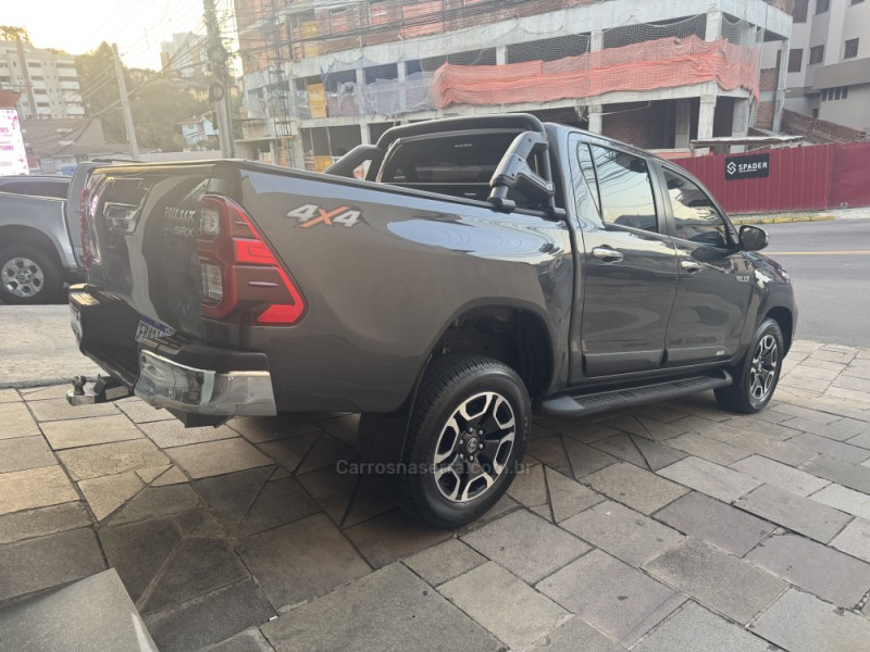 HILUX 2.8 SRX 4X4 CD 16V DIESEL 4P AUTOMÁTICO - 2023 - GARIBALDI
