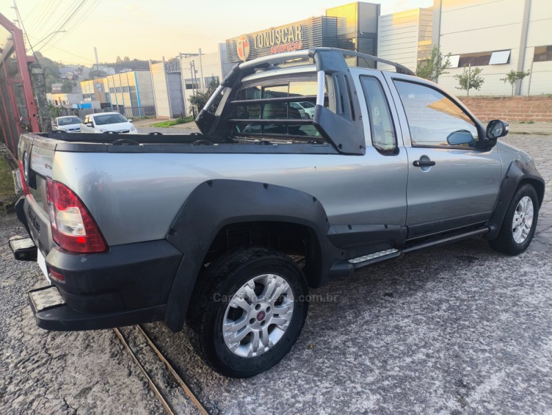STRADA 1.8 MPI ADVENTURE CD 16V FLEX 2P MANUAL - 2011 - FARROUPILHA