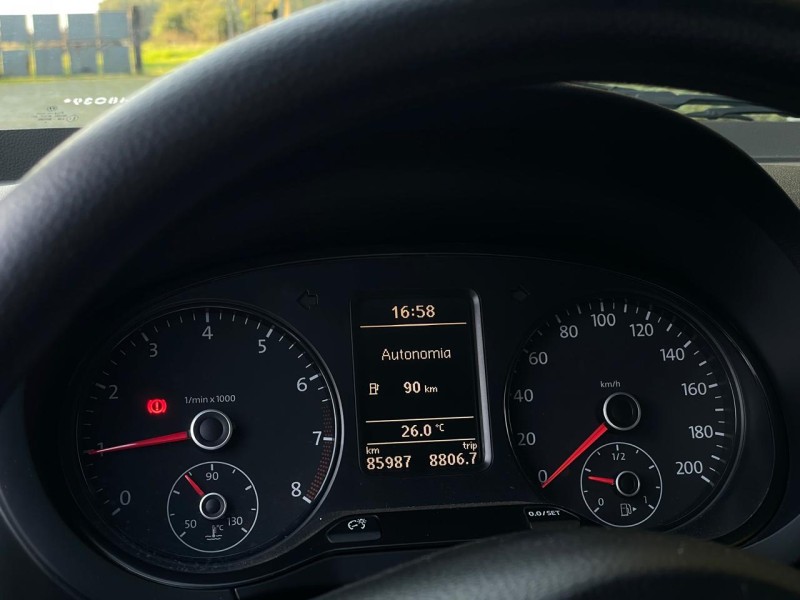 FOX 1.0 MI TREND 8V FLEX 4P MANUAL - 2011 - FARROUPILHA