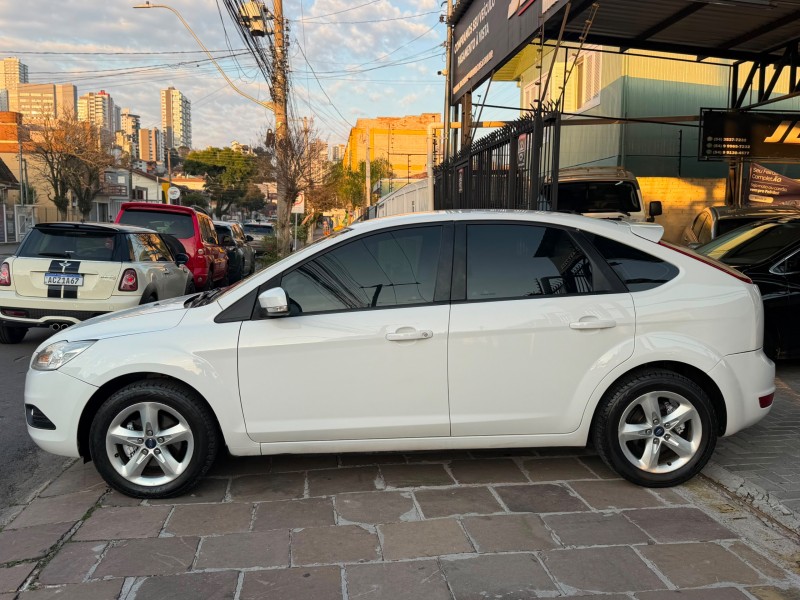 FOCUS 1.6 SE 16V FLEX 4P MANUAL - 2011 - CAXIAS DO SUL