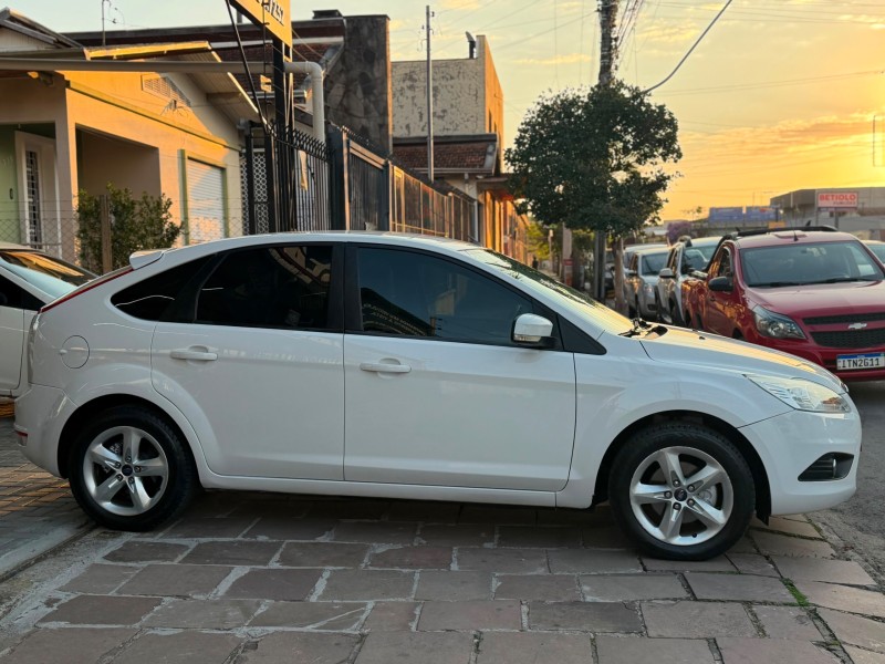 FOCUS 1.6 SE 16V FLEX 4P MANUAL - 2011 - CAXIAS DO SUL