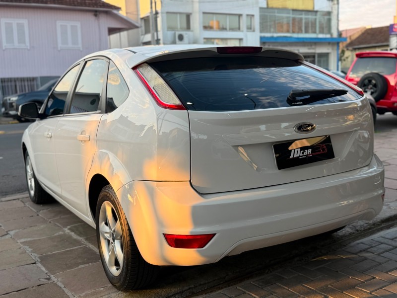 FOCUS 1.6 SE 16V FLEX 4P MANUAL - 2011 - CAXIAS DO SUL