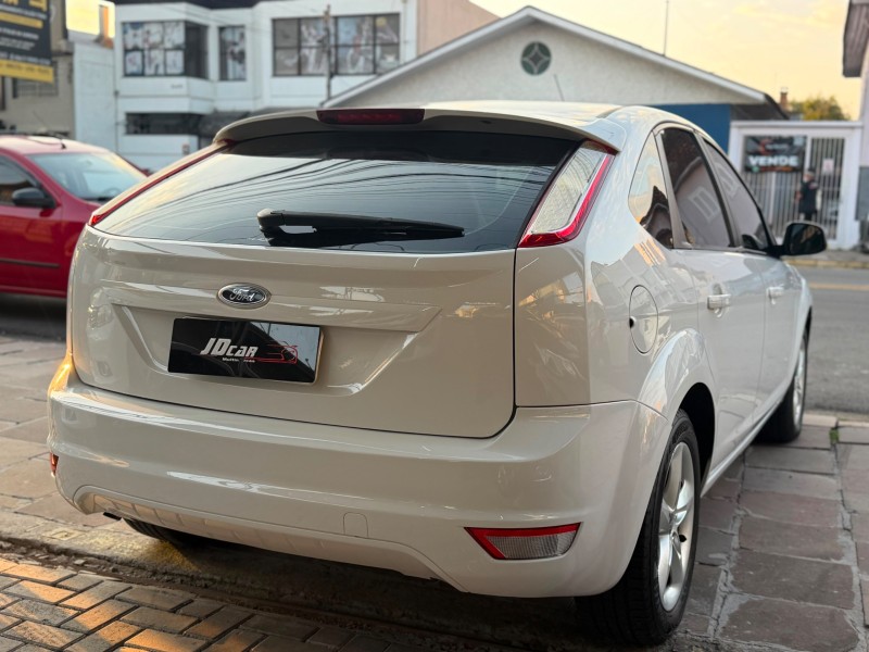 FOCUS 1.6 SE 16V FLEX 4P MANUAL - 2011 - CAXIAS DO SUL