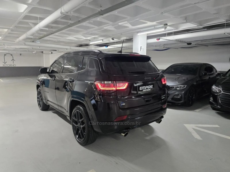 COMPASS 2.0 HURRICANE BLACKHAWK 4X4 TURBO GASOLINA 4P AUTOMÁTICO - 2025 - PORTO ALEGRE
