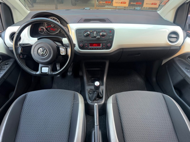 UP 1.0 CROSS 12V FLEX 4P MANUAL - 2015 - ESTâNCIA VELHA