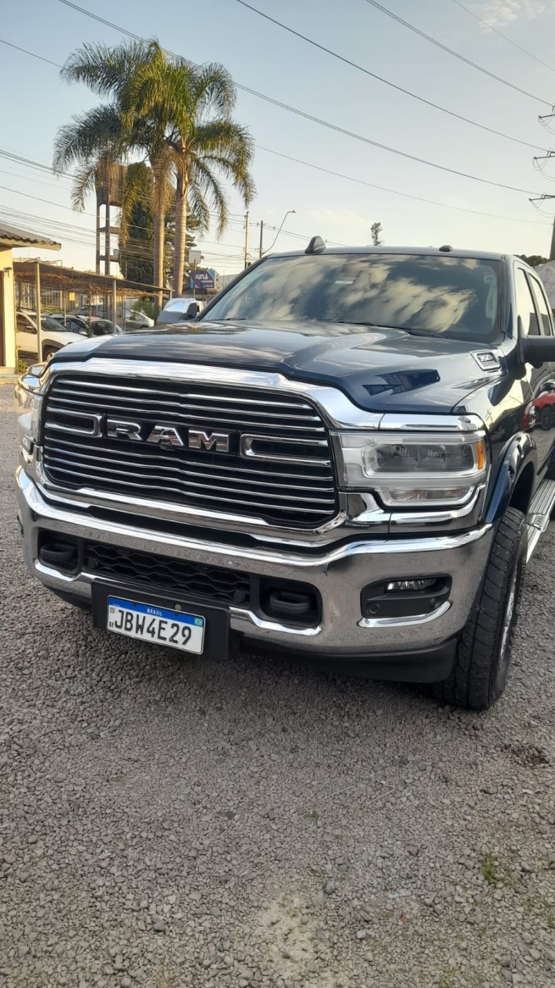 3500 laramie 6.7 cd 4x4 turbo diesel 4p automatico 2022 caxias do sul