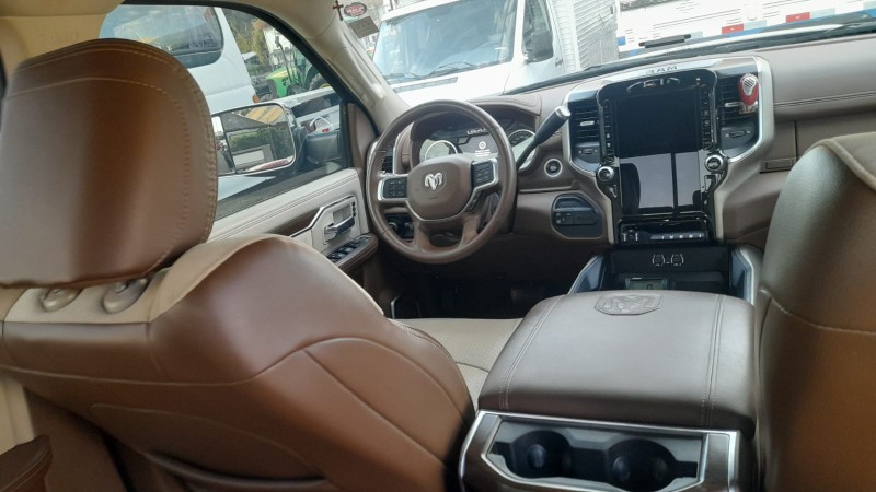 3500 LARAMIE 6.7 CD 4X4 TURBO DIESEL 4P AUTOMÁTICO - 2022 - CAXIAS DO SUL
