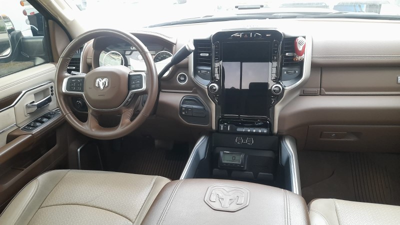 3500 LARAMIE 6.7 CD 4X4 TURBO DIESEL 4P AUTOMÁTICO - 2022 - CAXIAS DO SUL