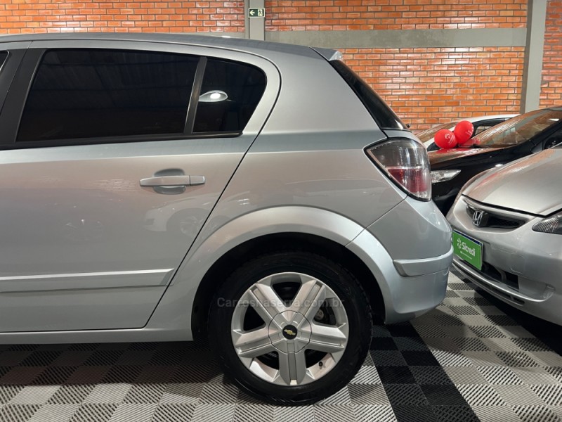 VECTRA 2.0 MPFI GT HATCH 8V FLEX 4P MANUAL - 2008 - BENTO GONçALVES